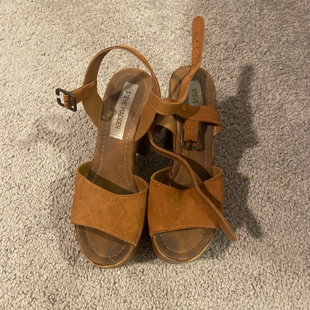 Steve Madden wooden heel
